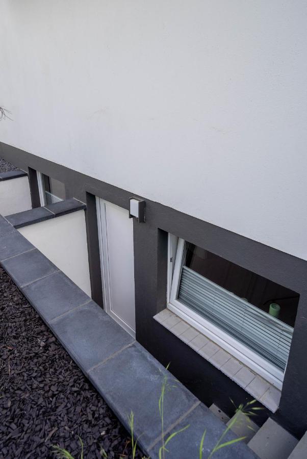 Gemuetliche 2-Zimmer Souterrain Wohnung Düsseldorf Exteriör bild